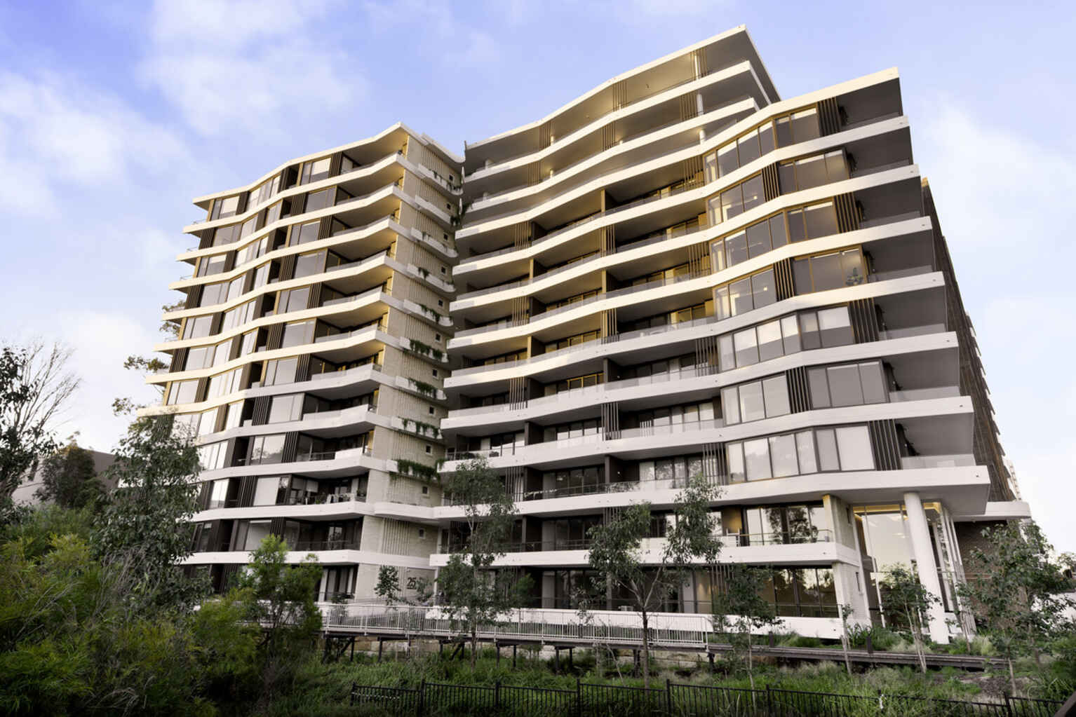 825/23 Spurway Drive Norwest