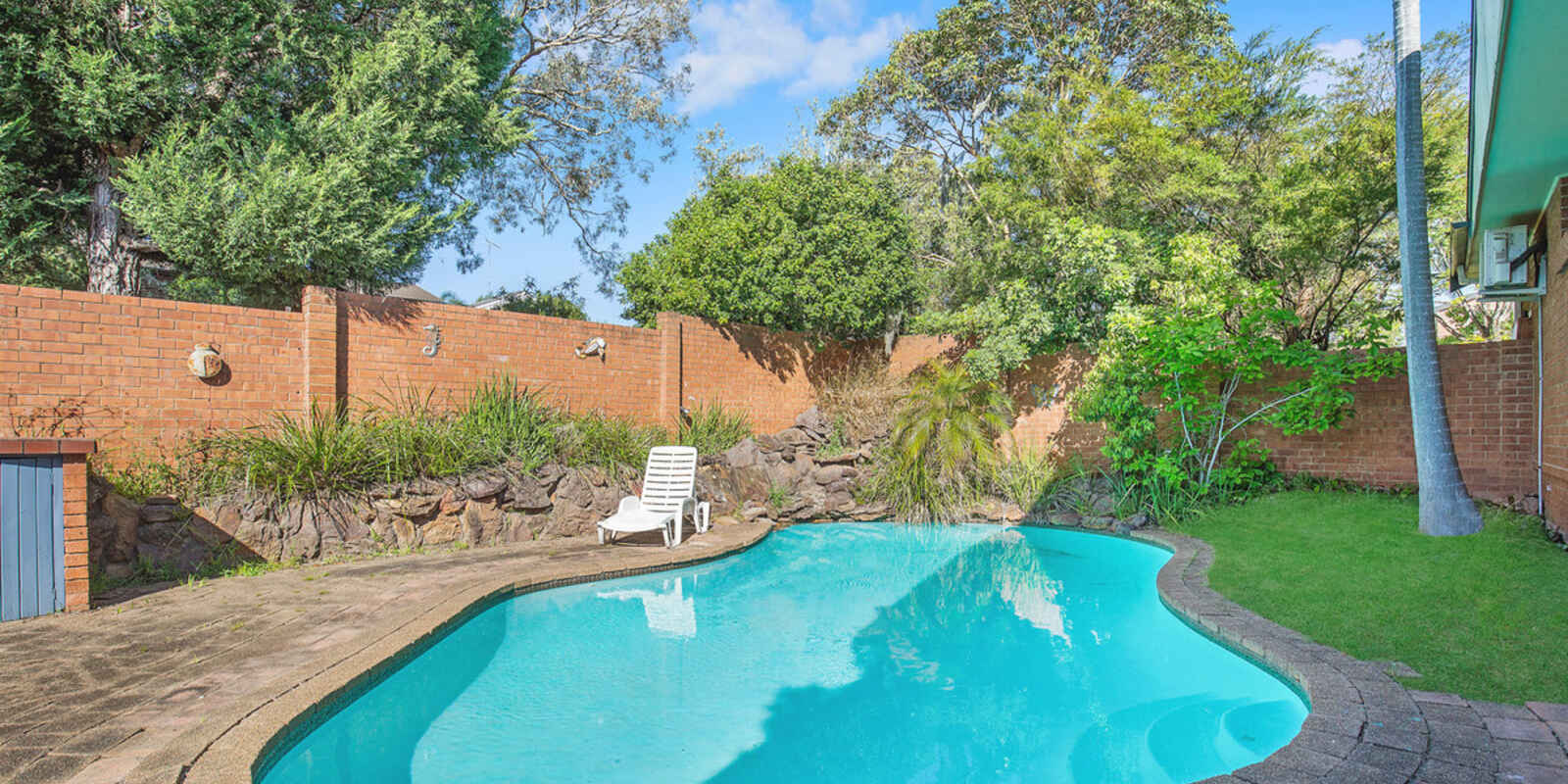 16 Kinarra Avenue Kellyville