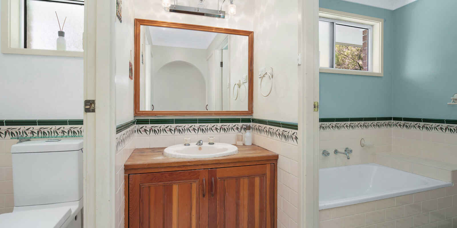 16 Kinarra Avenue Kellyville