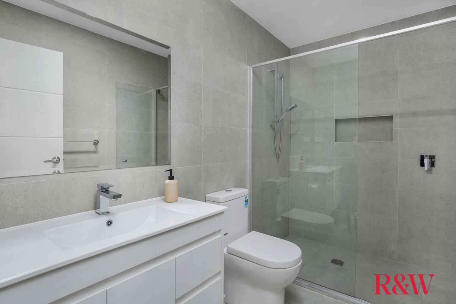 7 Wookey Glade Riverstone