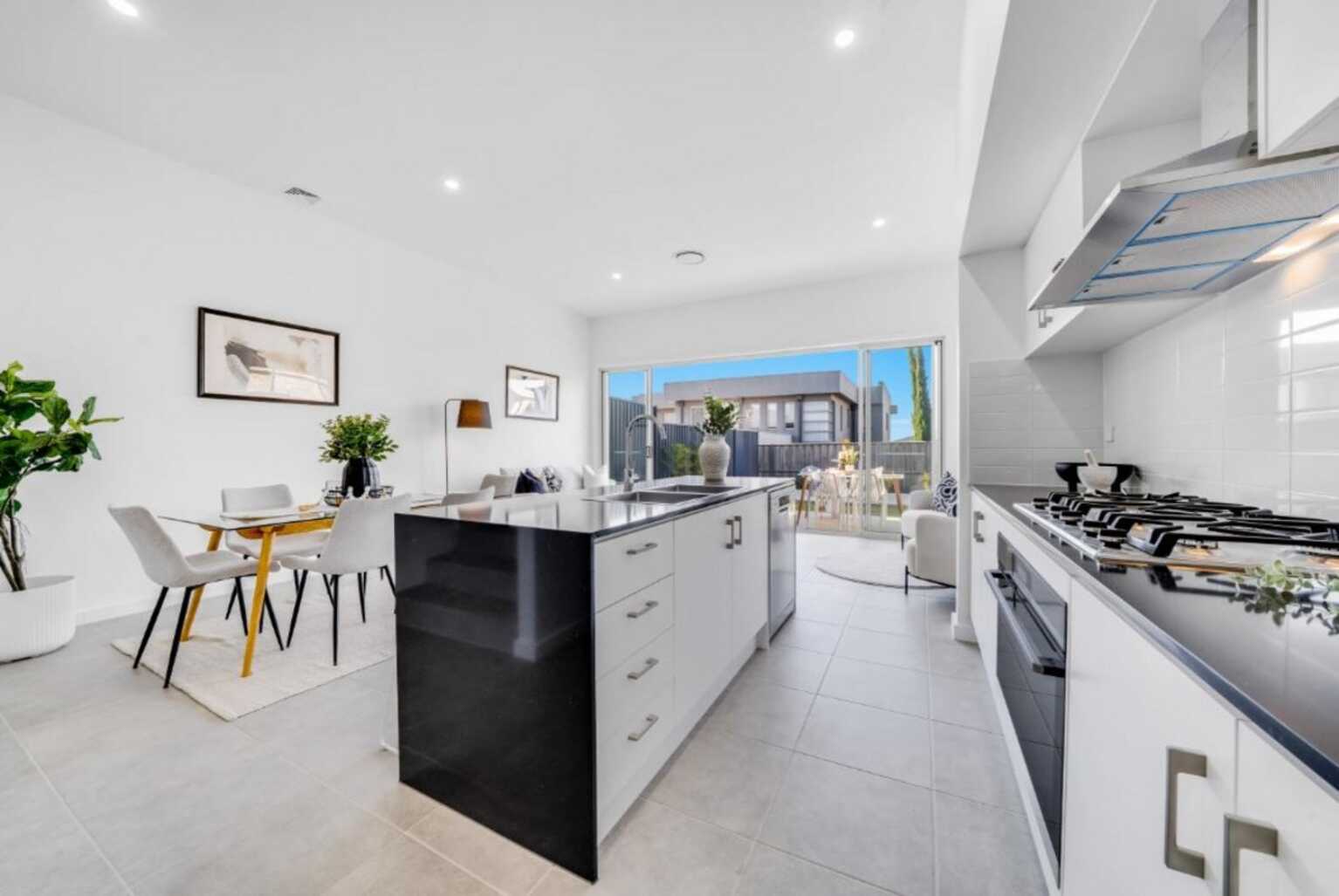 93B Thomas Boulton Circuit Kellyville