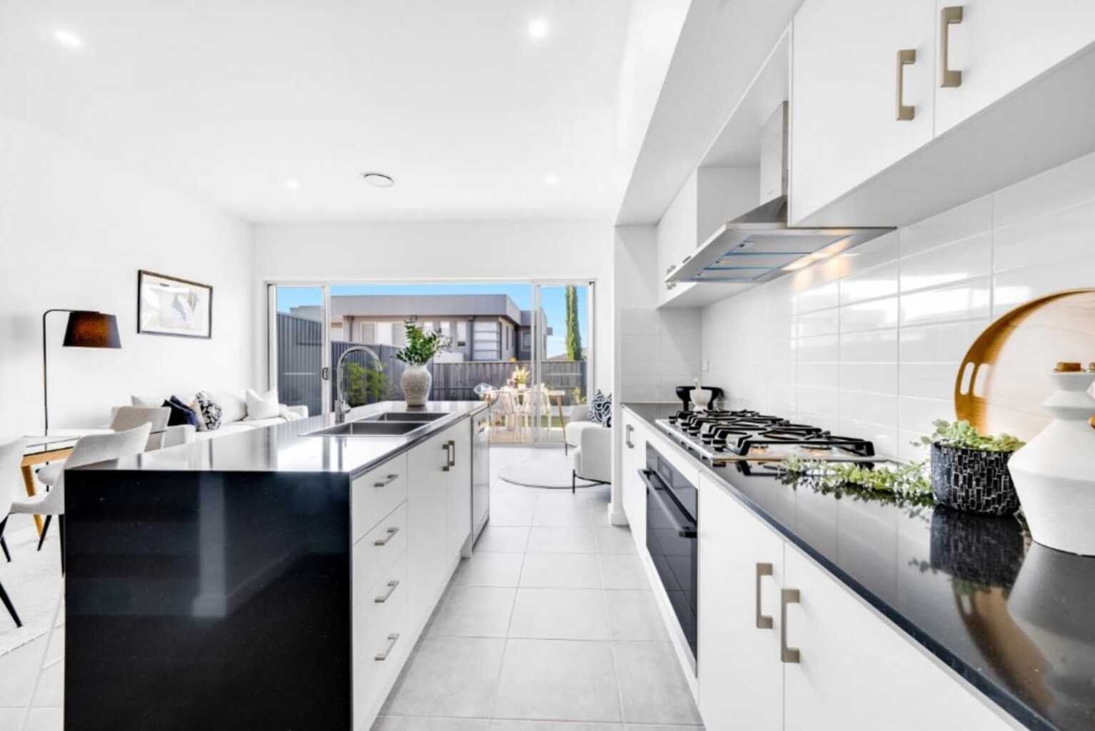 93B Thomas Boulton Circuit Kellyville