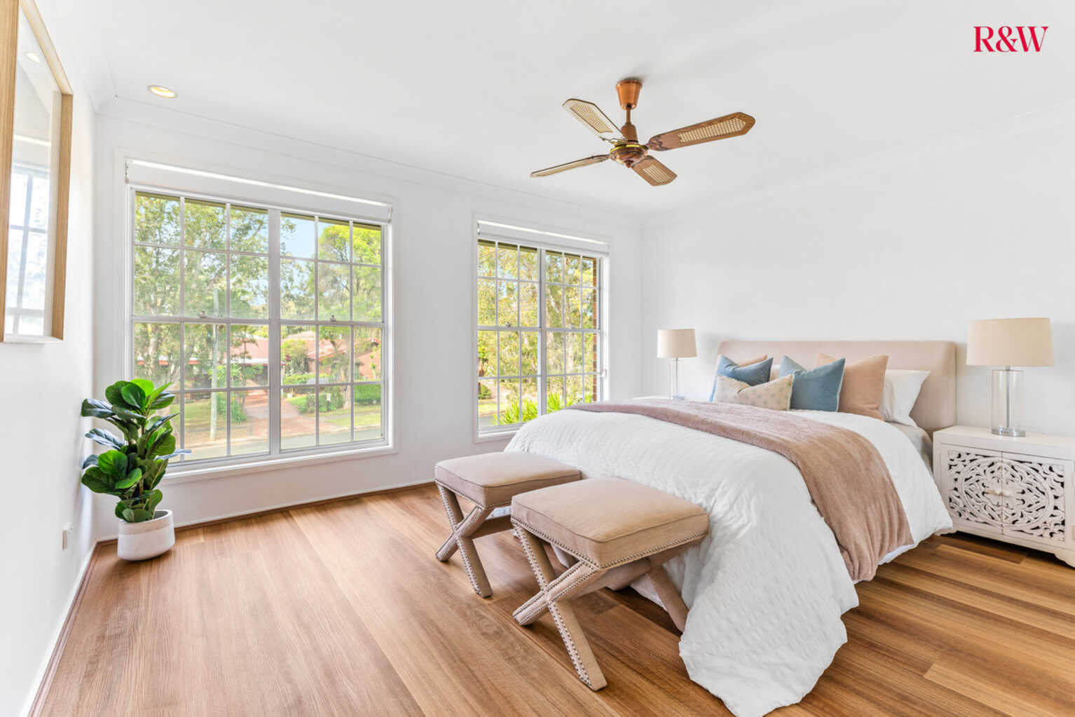 4 Dubbo Street Quakers Hill