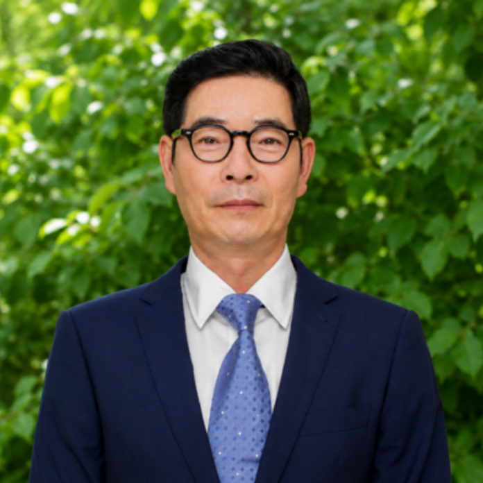 Chris Kim Chris Kim