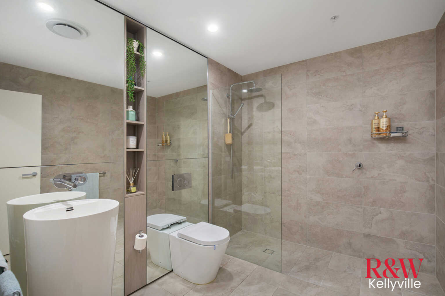 101/13 SPURWAY Drive Norwest 101/13 SPURWAY Drive Norwest